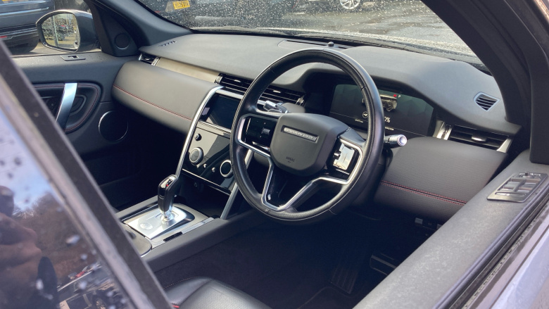 Land Rover Discovery Sport 1.5 P300e R-Dynamic SE 5dr Auto [5 Seat] Station Wagon